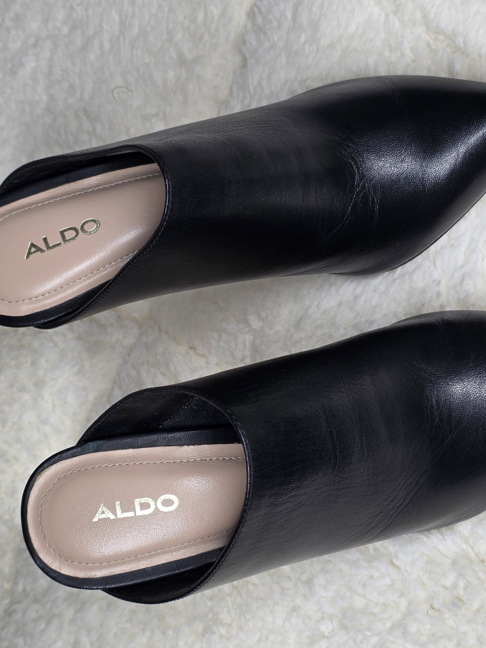 Aldo Black Pointed Toe Leather Slip-On Mules